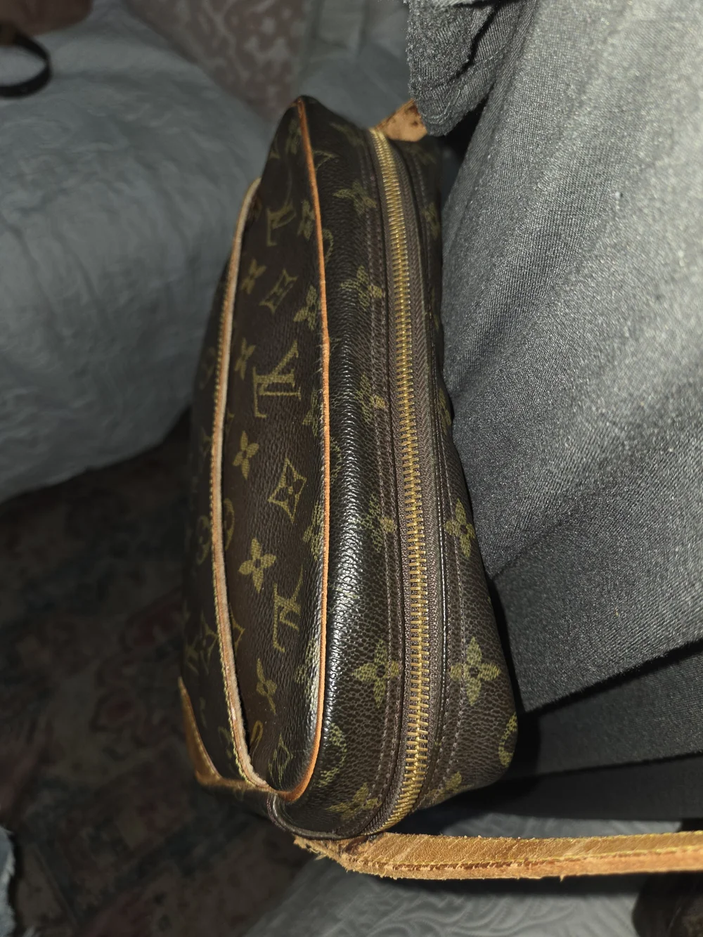 Louis Vuitton louis vuitton